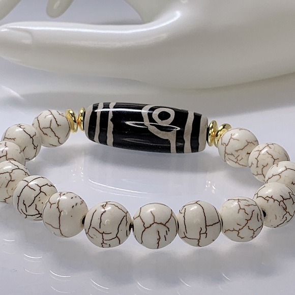 BONES & TEETH NATURAL BRACELET size 7” - Picture 7 of 8